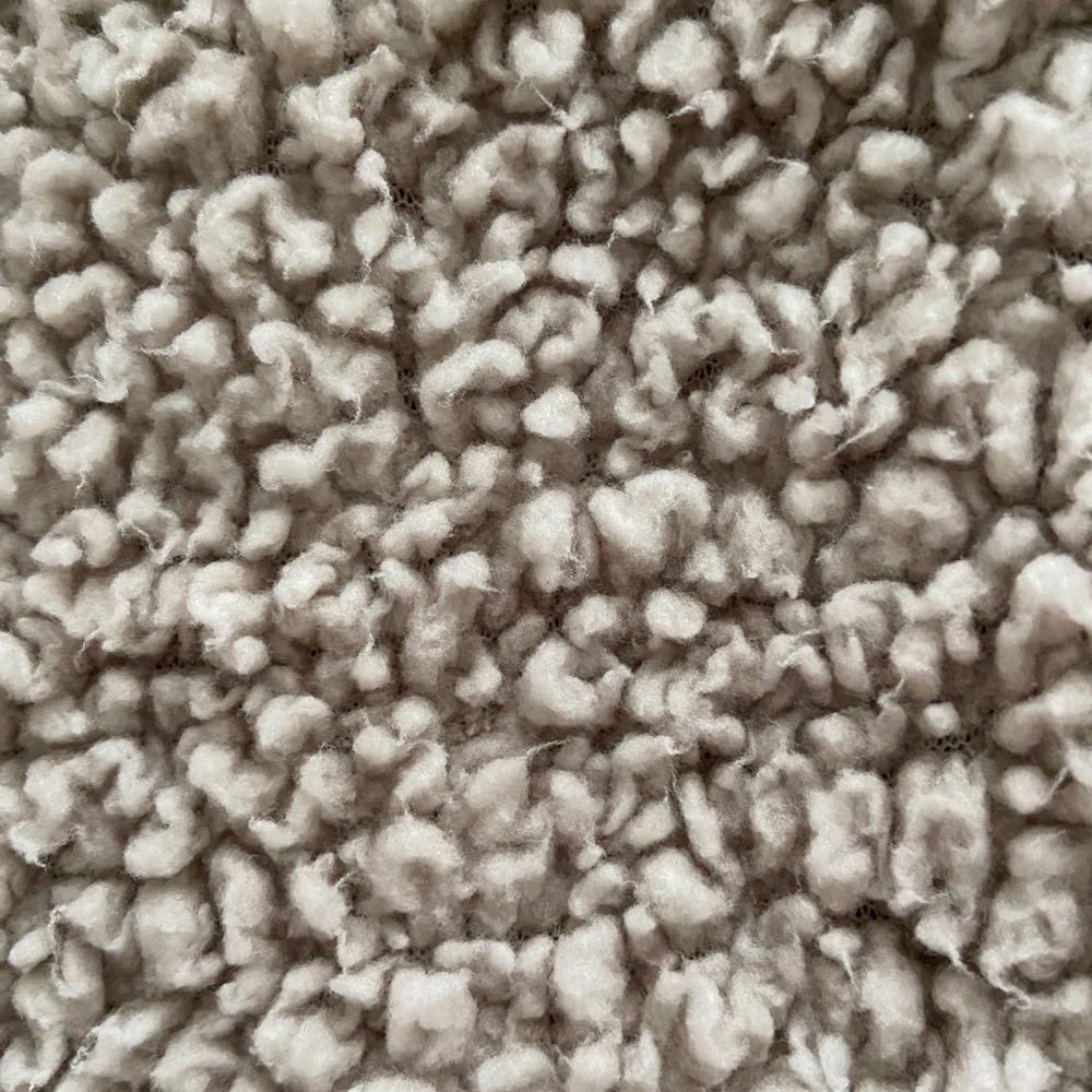 Fuzzy pullover - Picture 6 of 7